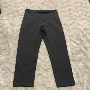 Old Navy Size Medium Black Cropped Leggings New